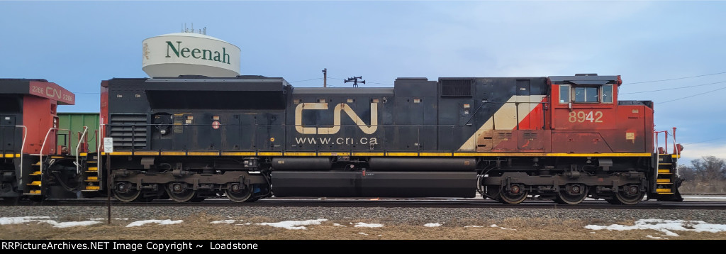 CN 8942